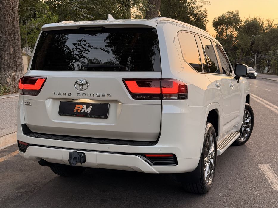 Toyota Land cruiser 300