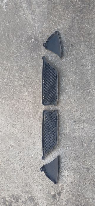 Grilă inferioară bară față Bmw X1 E84