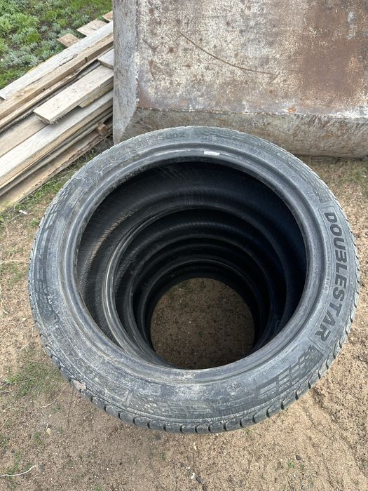 Продается Шины на а/м Тойоту Камри