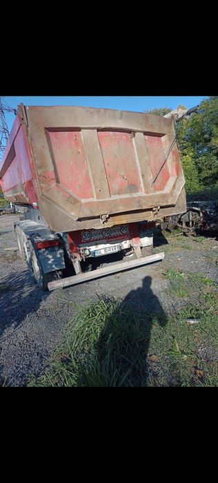 Semiremorca basculabila 3lei kg