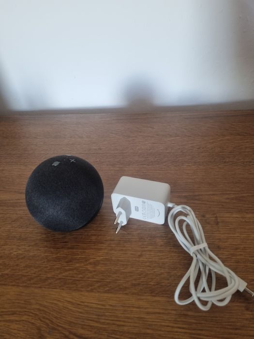 Amazon Alexa Echo Dot 4th Generation B7W64E
