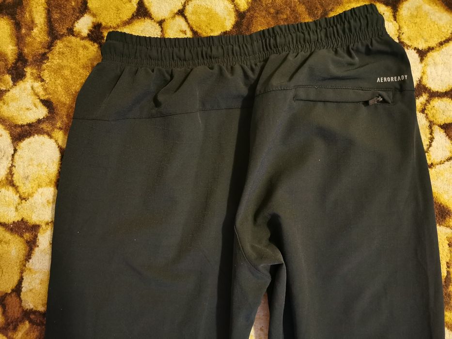 Pantaloni Adidas Slim S hoka adidas salomon on cloud saucony nike