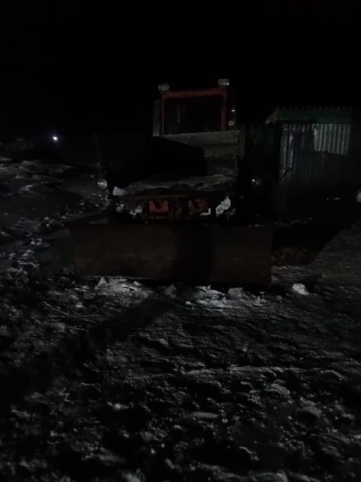 Продам трактор среднее состояние