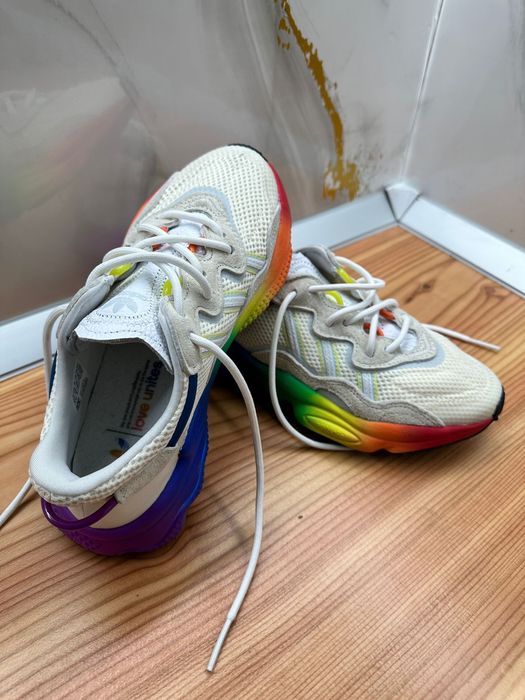 Adidas Ozweego „Pride” Rainbow – Mărimea 36 2/3