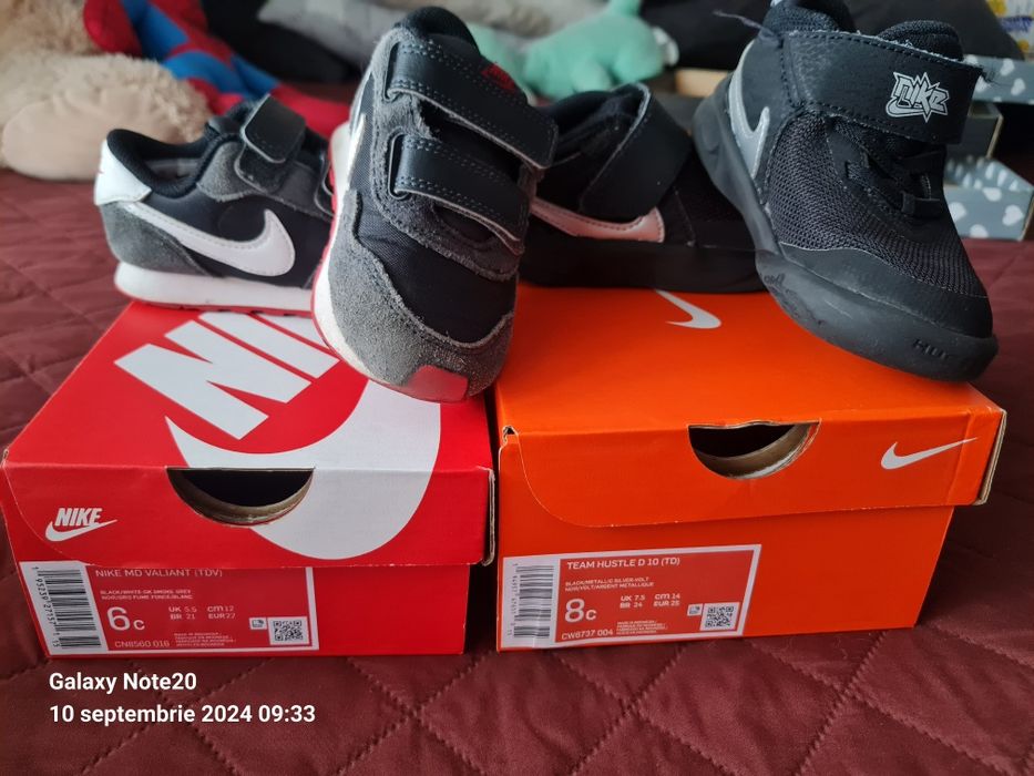 Vând papucei bebe baieti