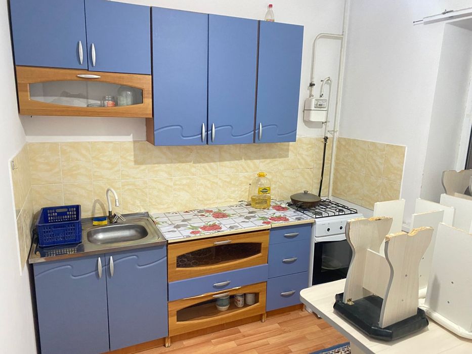 Әбдрахманов 2бөлмелі ,4этаж кв жалға беріледі.