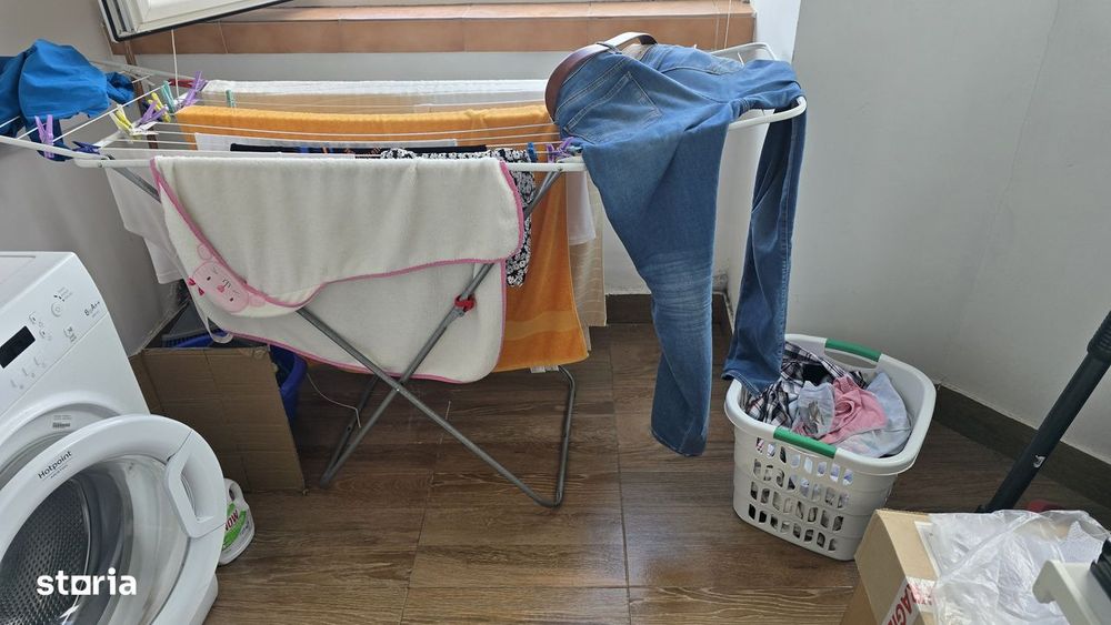 Vand apartament 2 camere decomandat in Deva, zona 22 Decembrie,