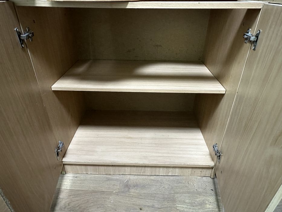 Кухонные шкафы в хорошем состоянии