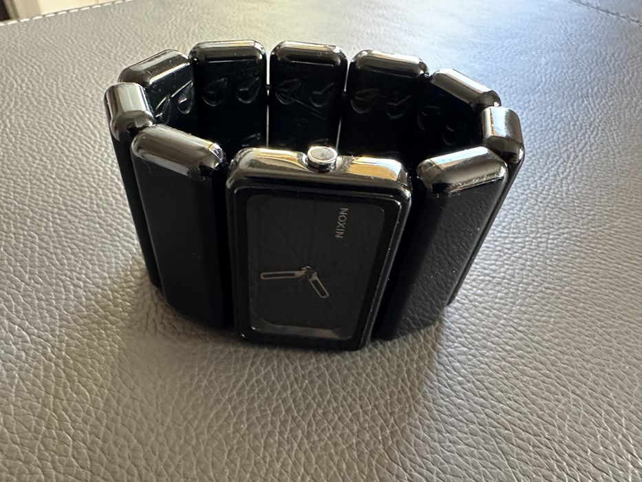 Nixon Vega дамски часовник