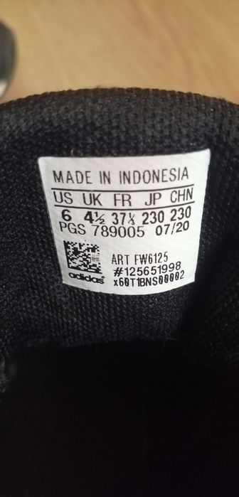 Adidas mărimea 37 1/3