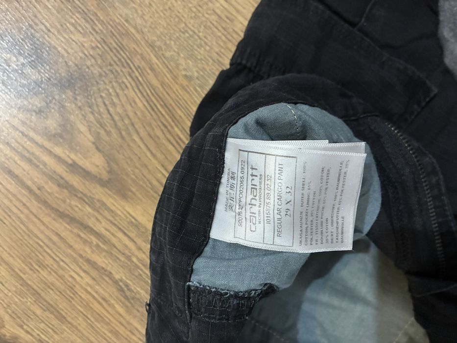 Pantaloni cargo carhartt marimea 29