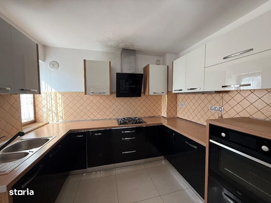 De vanzare Casa individuala in Barabant.