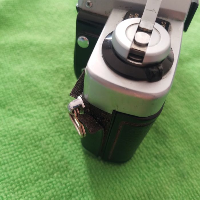 Minolta XG2 body defect