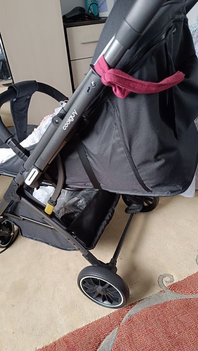 Продается коляска детский новый