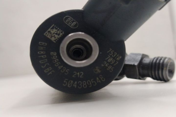 Injector 2.3D 0986435212 IVECO Daily a 3-a generatie