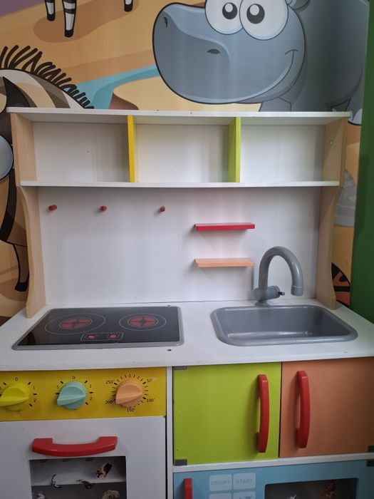 Детска дървена  кухня