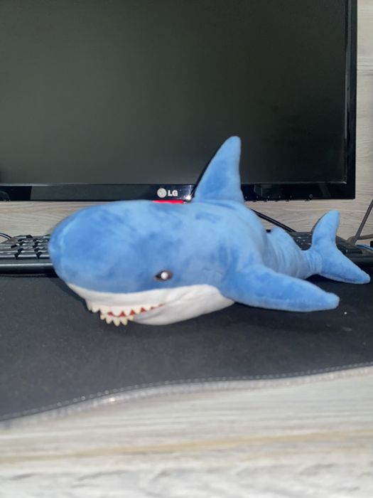 Мыгкая игрушка акулы, в идеальнейшем состоянии!