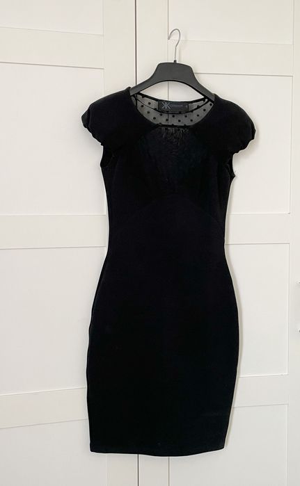 Черна рокля Kardashian Kollection