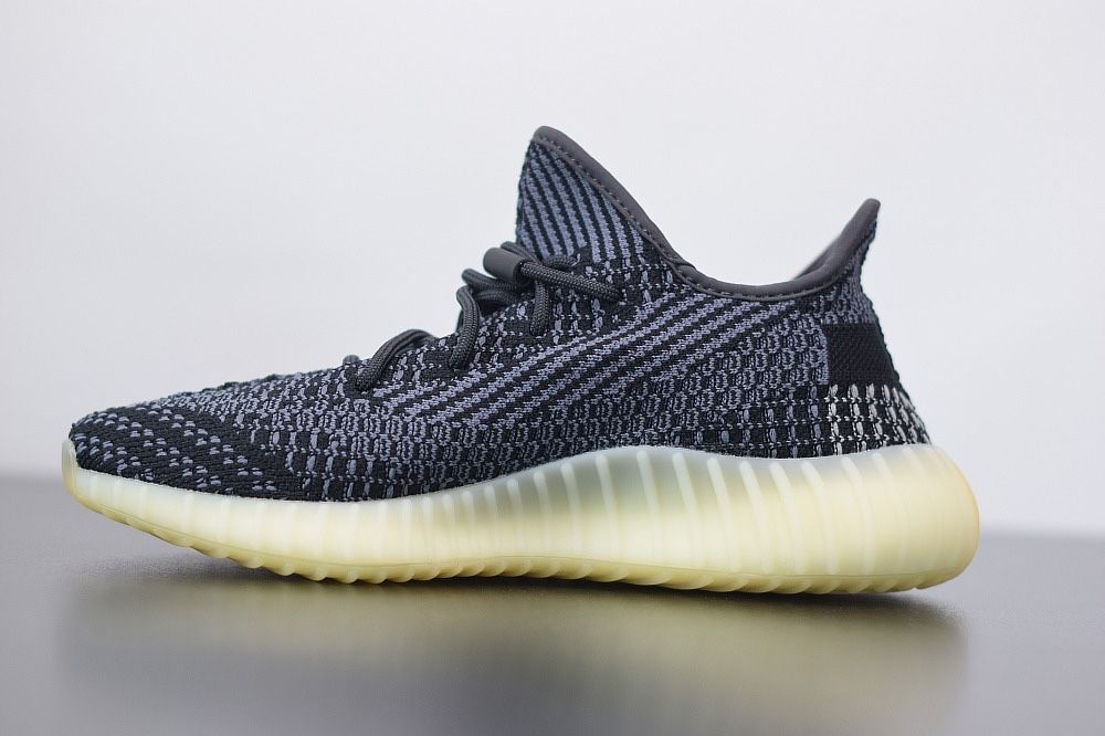 Обувки Yeezy Boost 350 45 EU