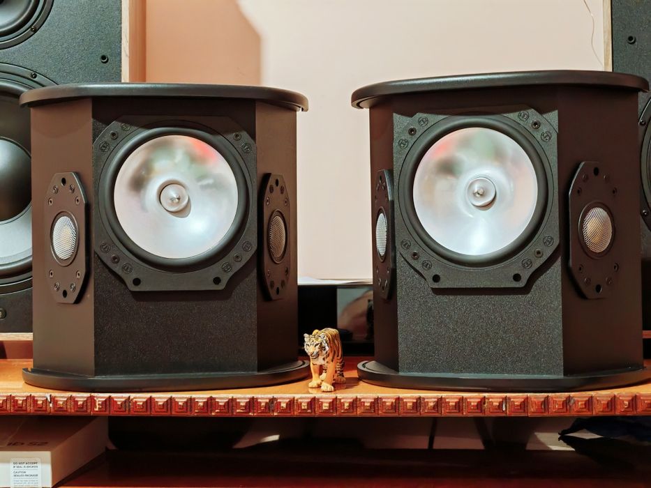 Monitor Audio Silver SFX. Boxe raft audiofile, de o frumusețe rară