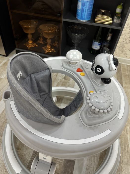 Срочно продаются Ходунки серого цвета новые