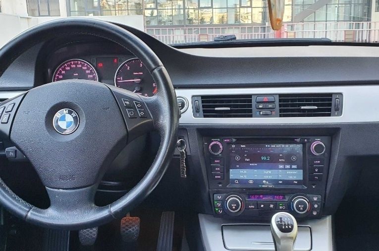Navigatie Android Carplay BMW e90 seria 3 Waze YouTube GPS