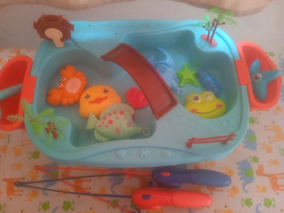 Продам рыбалку на магнитах для малыша