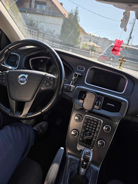 Volvo V40 D4 190cp 2015
