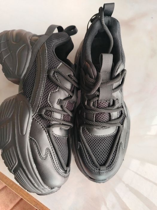 Дамски  модерни обувки 41 номер