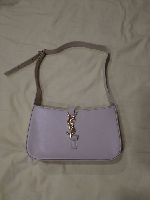 Sumka, Saint Laurent