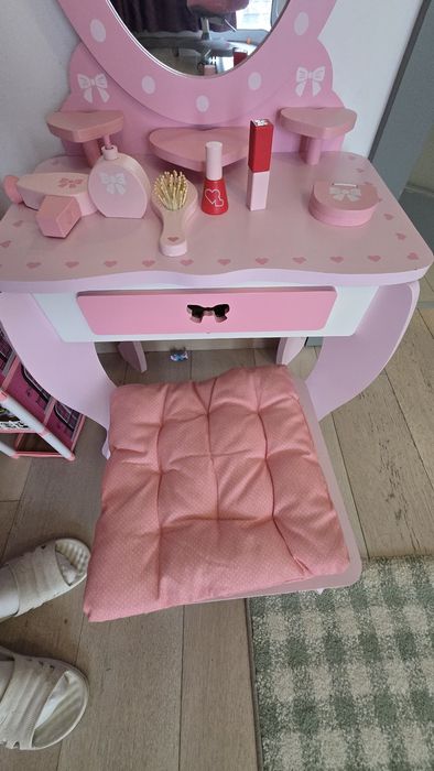 Masa machiaj pentru fetițe