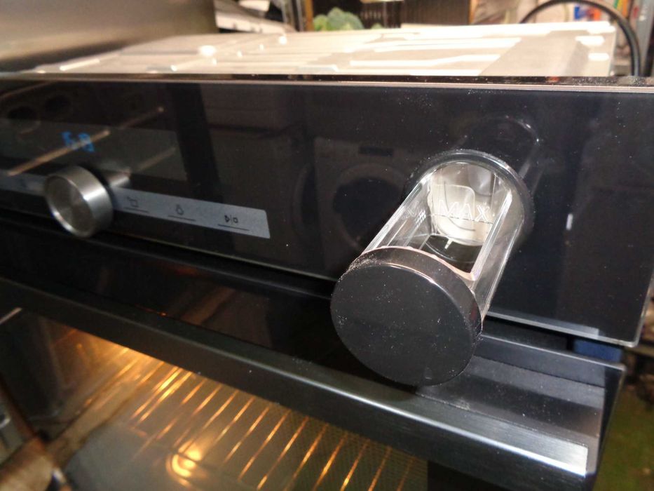 cuptor electric  incorporabil  HISENSE