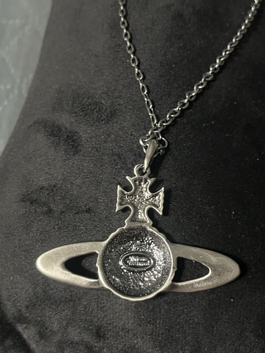 Lant Vivienne Westwood Orb Pendant Negru