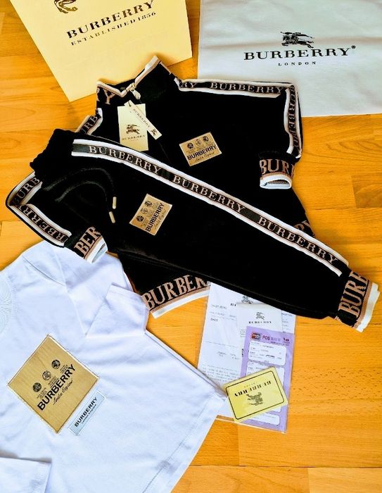 Compleuri copii, model unisex, 3 piese,logo brodat, varsta 3-12ani