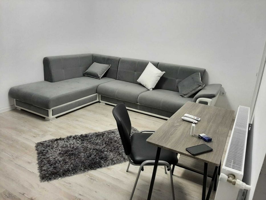 GARSONIERA DE VANZARE, etaj 2din8, str. Tineretului, nr. 17
