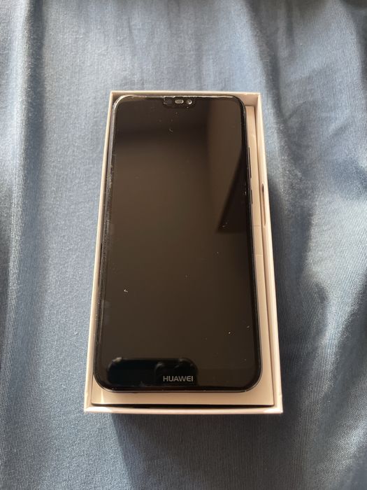 Huawei P20 Lite stricat