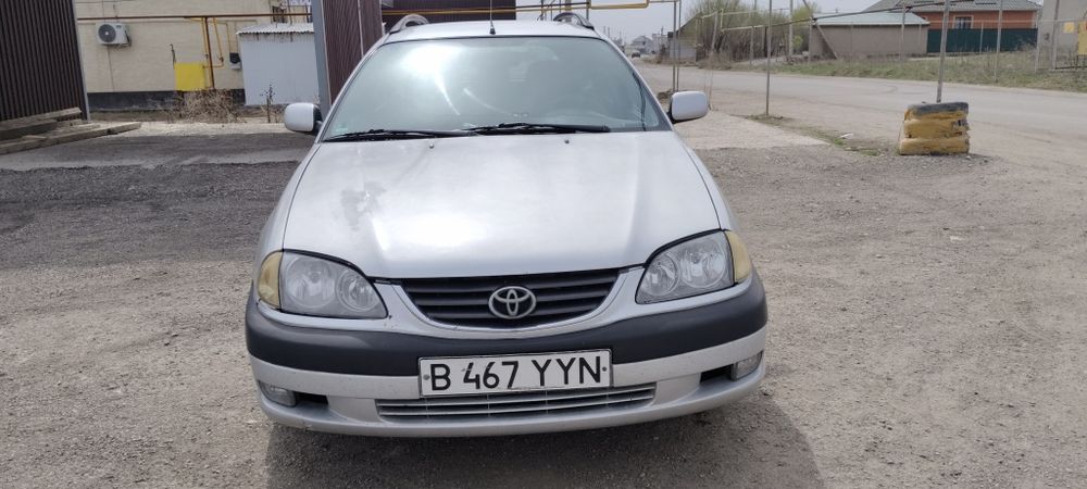 Продам тоета авенсис