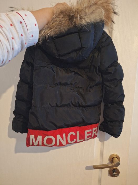 Geaca moncler 3-4 ani Originala