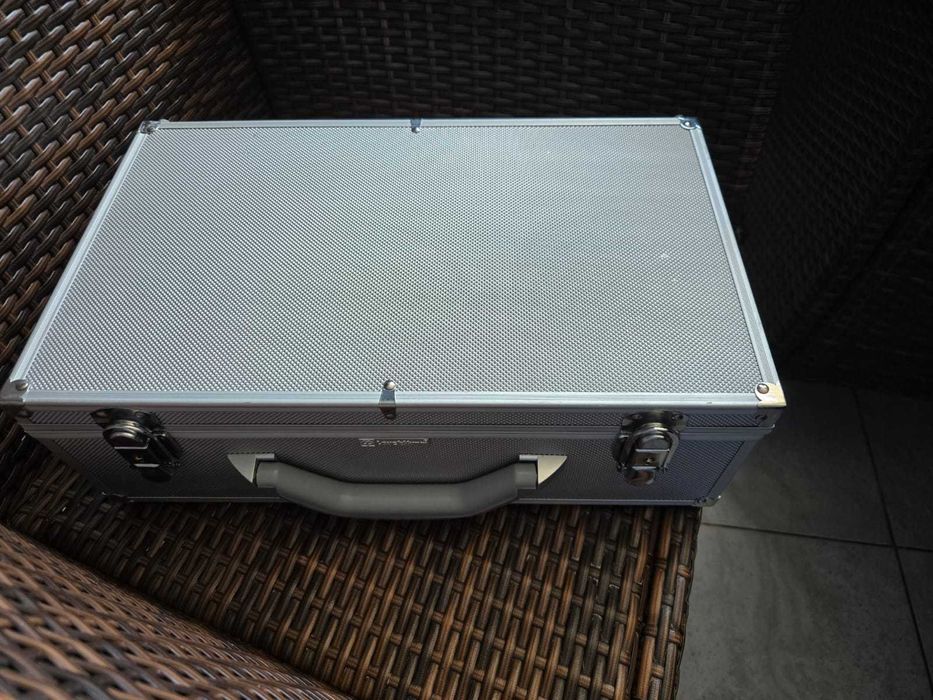 Продам Кофр для монет