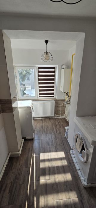 Vând garsonieră în Drăgășani