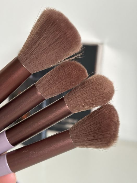 Професионални четки за грим