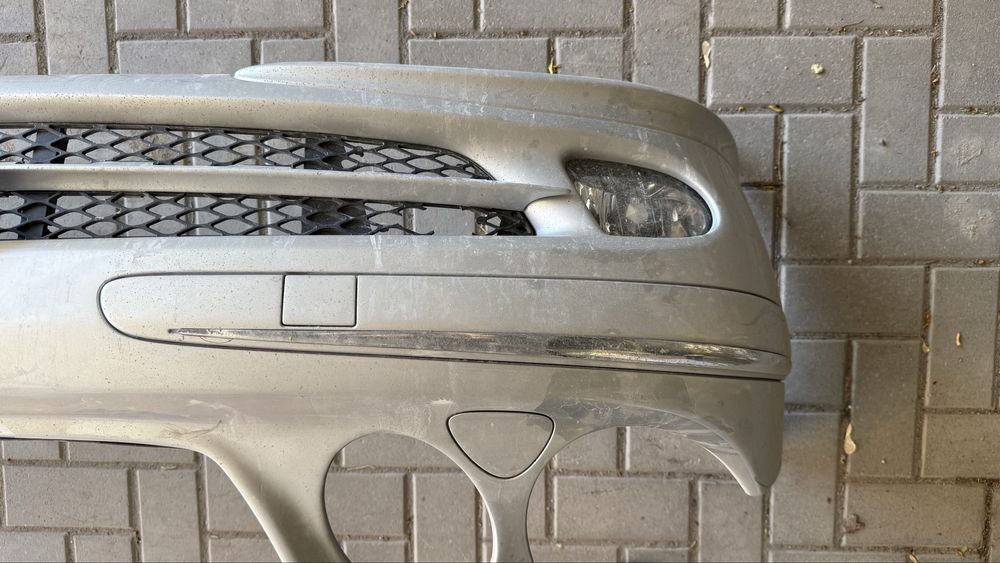 Передний Бампер Mercedes W211