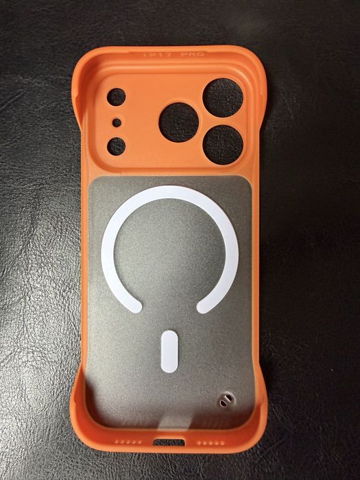 Калъф за iPhone 17 pro