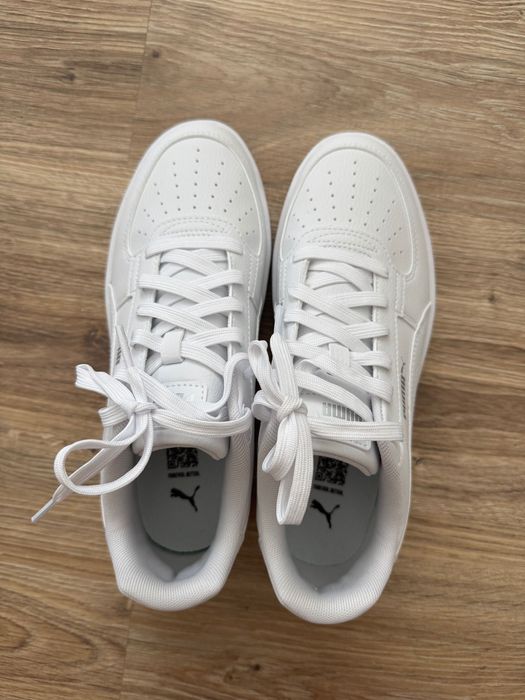 Дамски маратонки Puma Caven 2.0 39