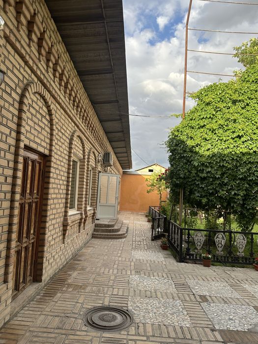 Яшнабод Тузель Уй сотилади Срочно!!!