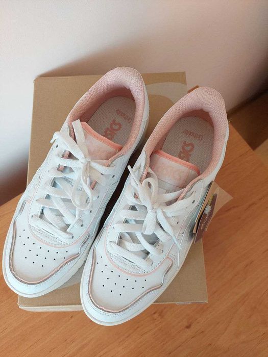 Нови дамски кожени маратонки Asics  Japan S PF 1202A332-100