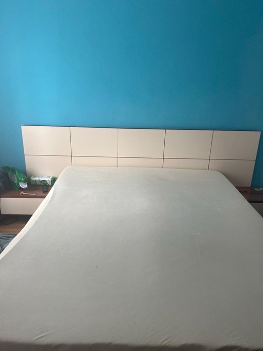 Vand pat matrimonial 160,200 fara saltea .