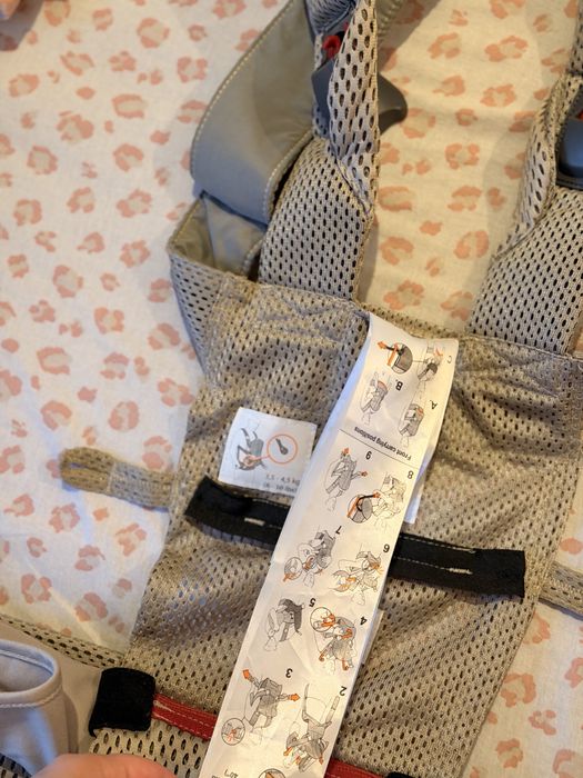 Marsupiu BabyBjörn One Air 3D Mesh – Greige, ca NOU!  0-3 ani