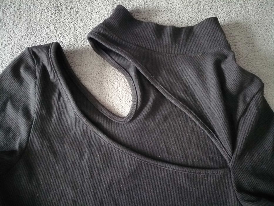 Асиметричен топ с цепка р-р XS/S