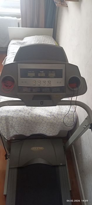 Продам беговую дорожку